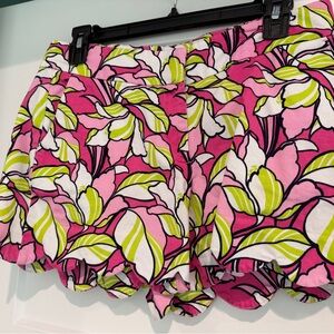 CROWN & IVY Floral Pink and Green Women's Shorts-Size 4